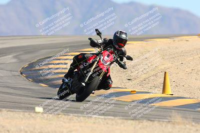 media/Oct-21-2024-Moto Forza (Mon) [[0d67646773]]/B Group/Session 4 (Turn 12)/